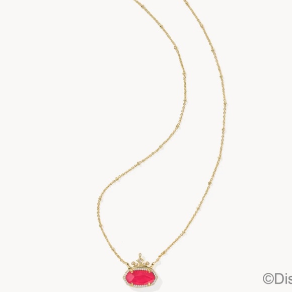 Disney | Kendra Scott Elisa Princess Gold Pendant in Dark Pink Mother-of-Pearl - Picture 3 of 3